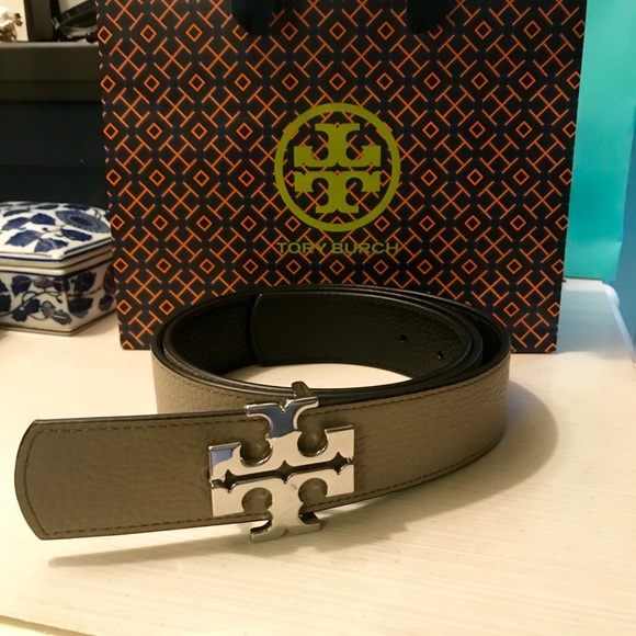 Tory Burch Accessories - Tory Burch reversible logo belt